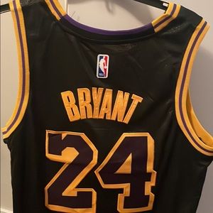 Kobe Bryant jersey